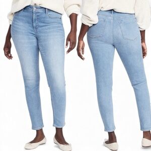 Old Navy Medium Wash Mid Rise Rockstar Super Skinny